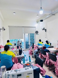 sản xuất trực tiếp tại xưởng may kim vàng