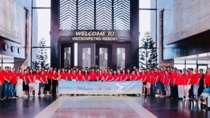 “Áo polo đồng phục công ty Mạnh Hng Group do Kim Vàng sản xuất.”