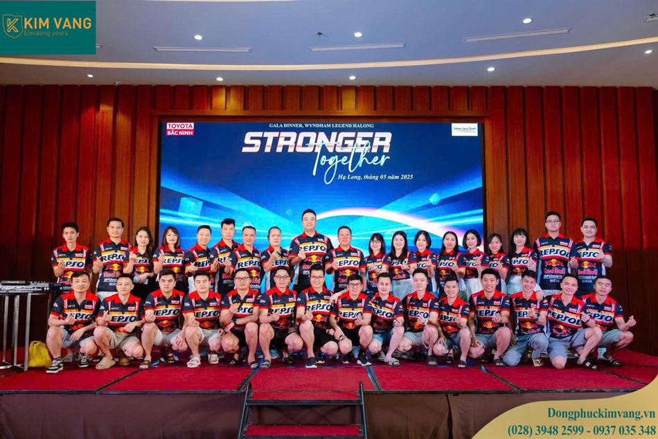 dong phuc khach hang toyota bac ninh