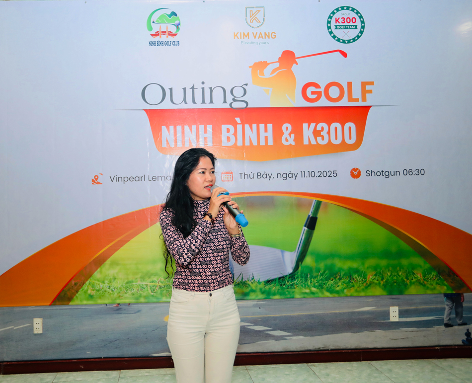 Bà Nguyễn Thu Hoài CEO Kim Vàng Uniform chia sẻ tại sự kiện Golf Ninh Bình & K300