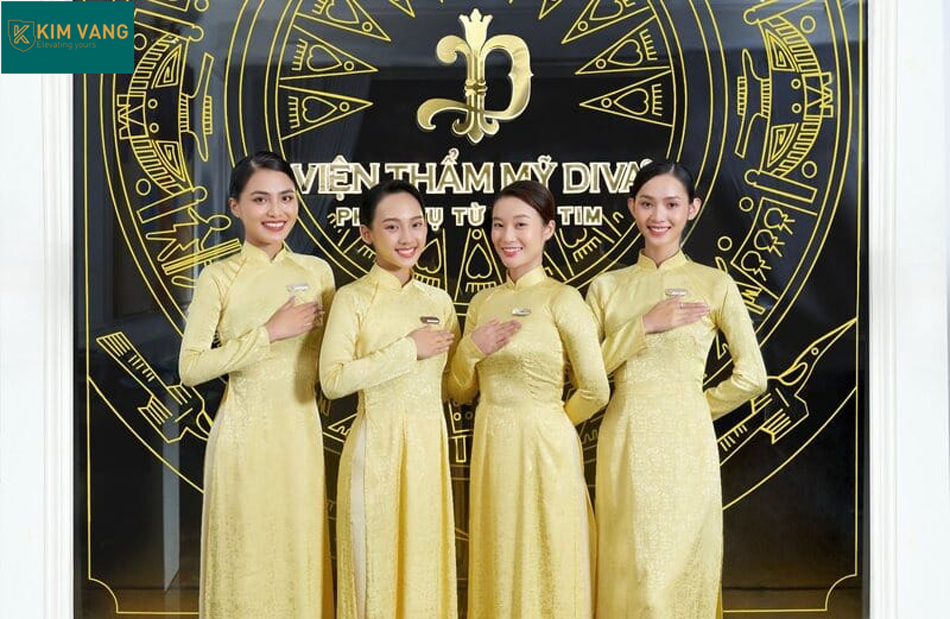 dong phuc le tan tham my vien diva