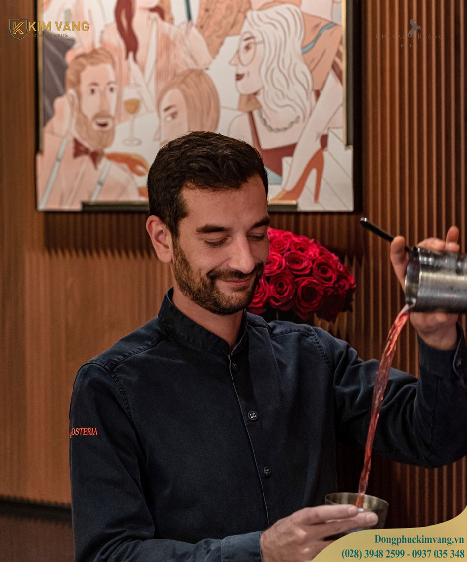 dong phuc batender Cheval Blanc Parisr