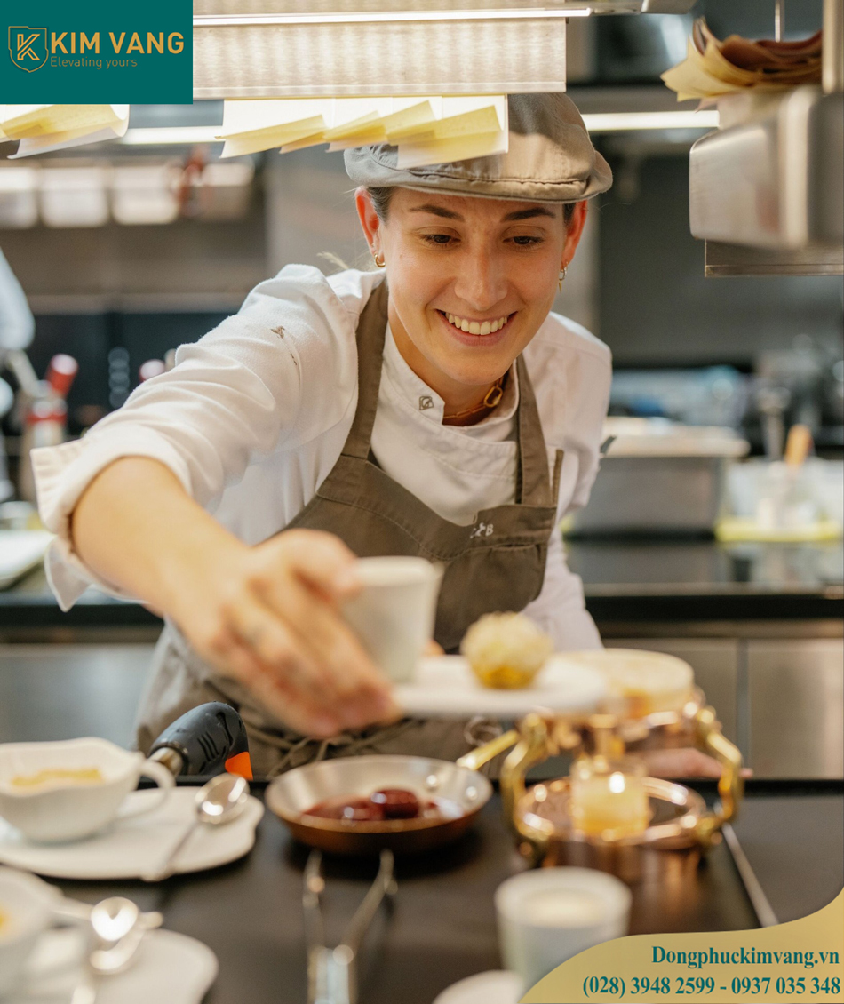 dong phuc nhan vien bep