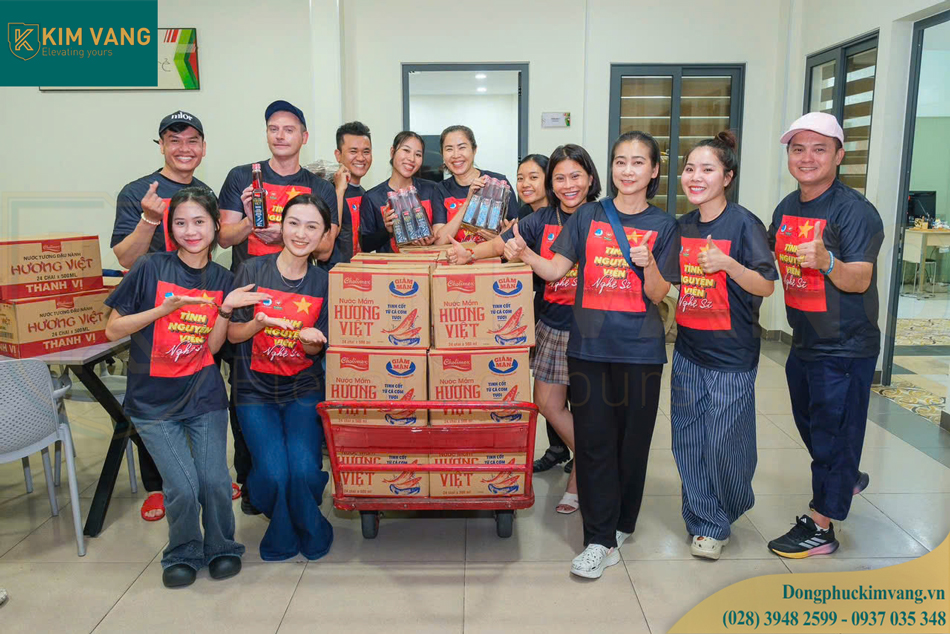 nhung phan qua san sang gui den cac hoan canh kho khan