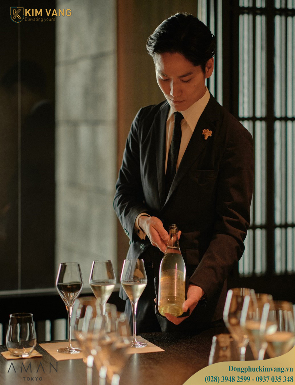dong-phuc-chuyen-gia-phuc-vu-ruou-sake