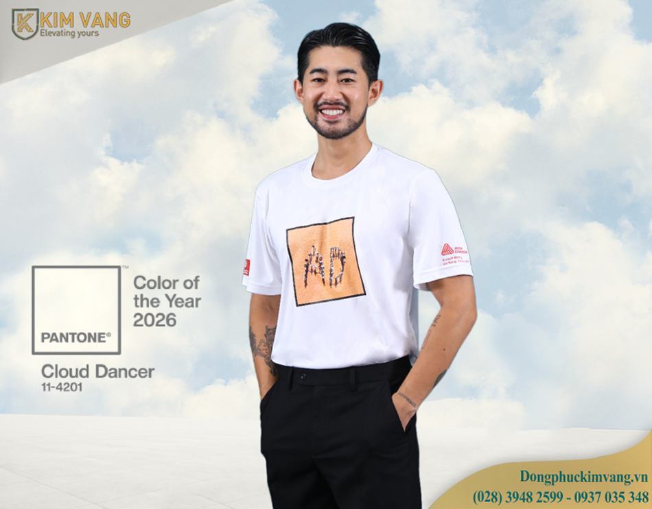 mau ao thun dong phuc mau pantone 2026