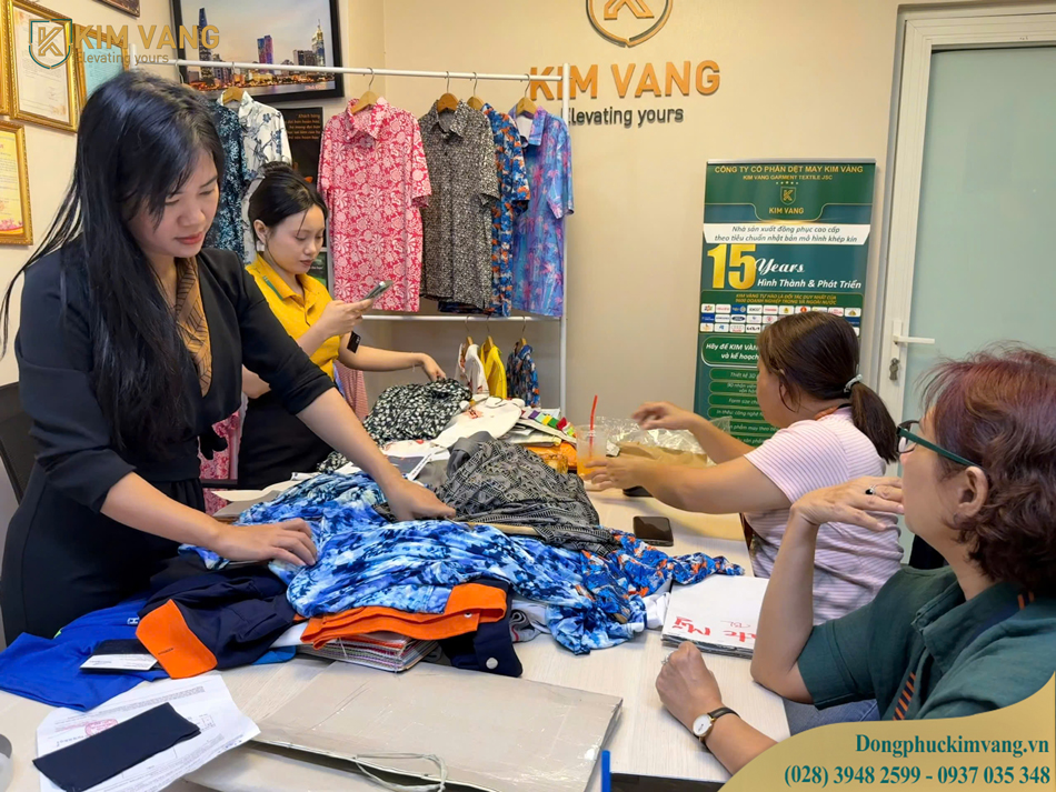 kim vamg garment gia phap cho don hang dong phuc so luong lon