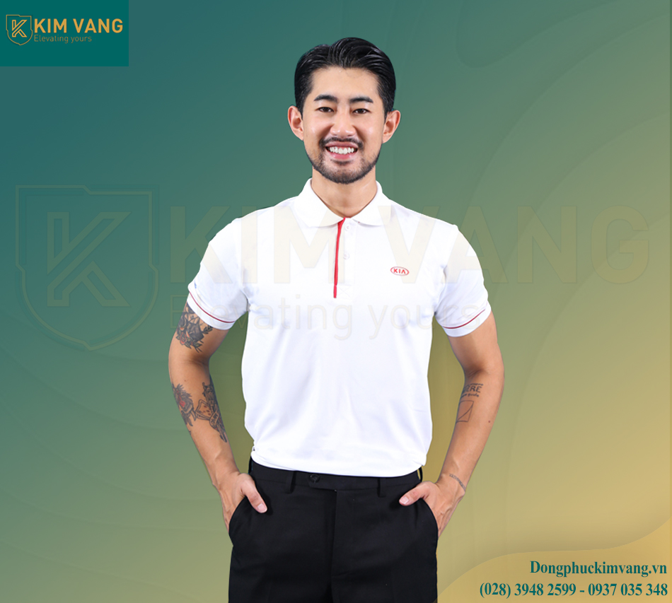 Đồng phục màu trắng thanh lịch