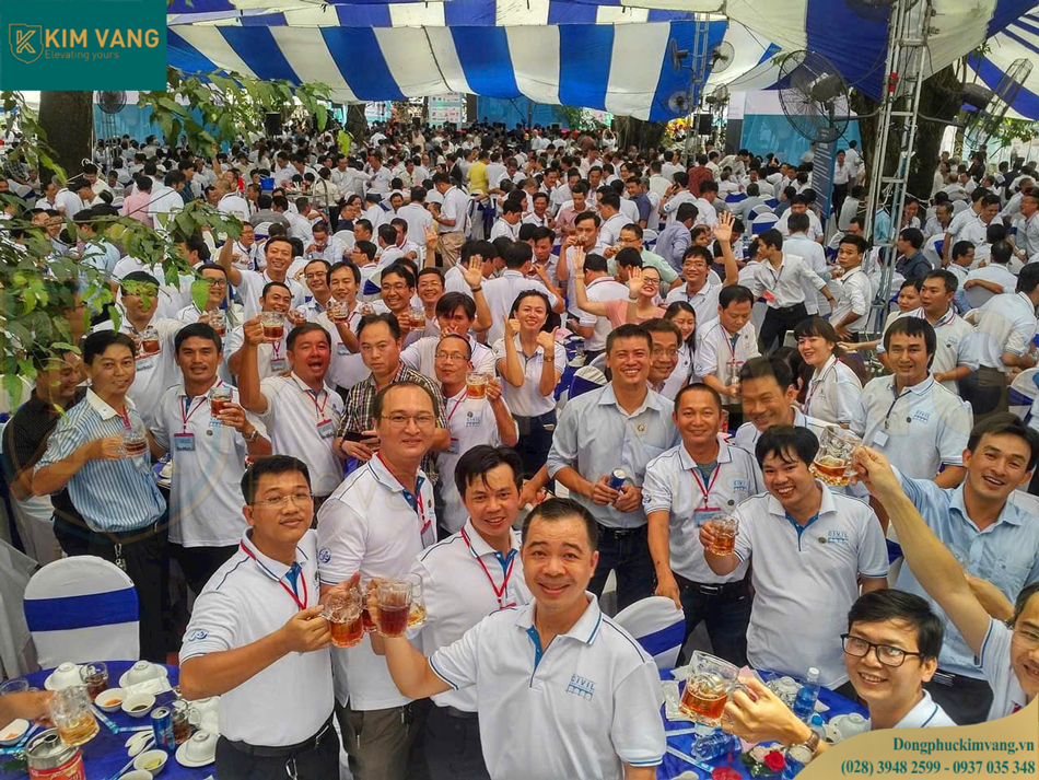 dong phuc hop lop dai hoc bach khoa