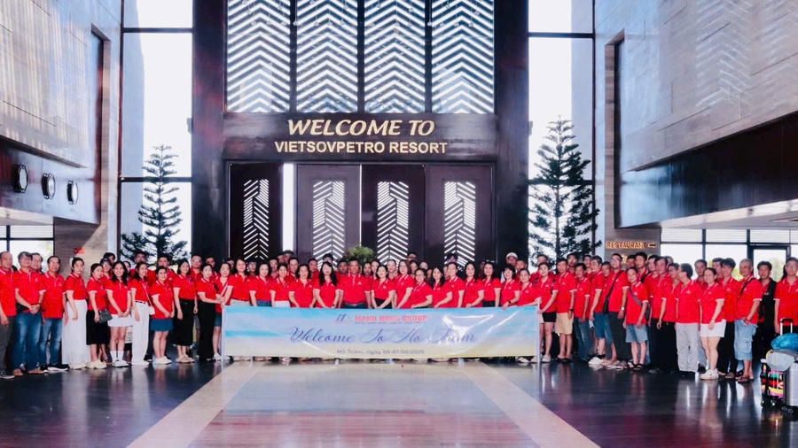 “Áo polo đồng phục công ty Mạnh Hng Group do Kim Vàng sản xuất.”